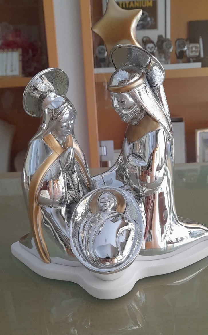 Picture of Nativity Scene in Silver 20x22