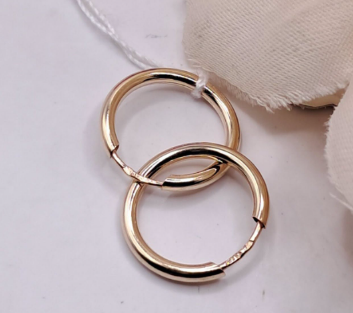 Imagem de Argolinhas em ouro 9k 1cm 0,4g 